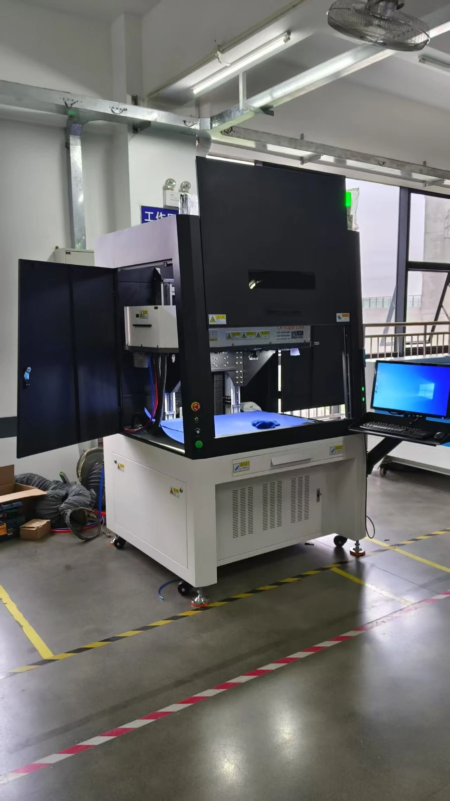 Laser Engraving Machine For Bottles factory